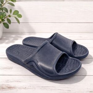 🛝🩵👉Men’s Slide Sandals Size 11 USA Comfort Rubber Pool Shower Slides